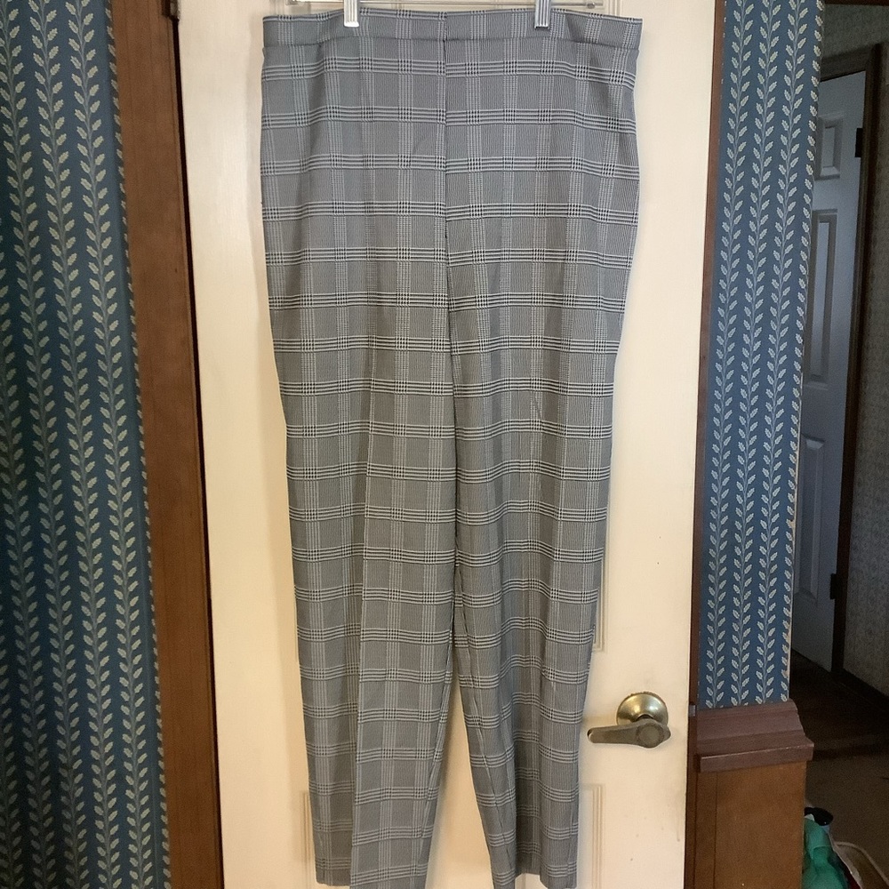 Cape Cod Match Mates Pull On Dress Pants Black White Size 18